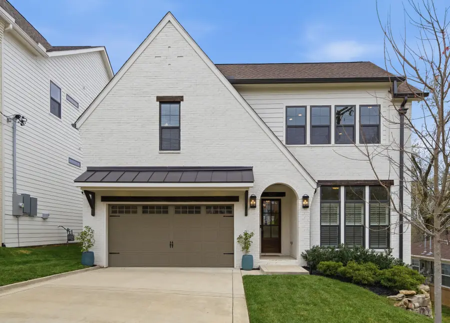 320 Chamberlin St, Nashville, TN 37209 - #3