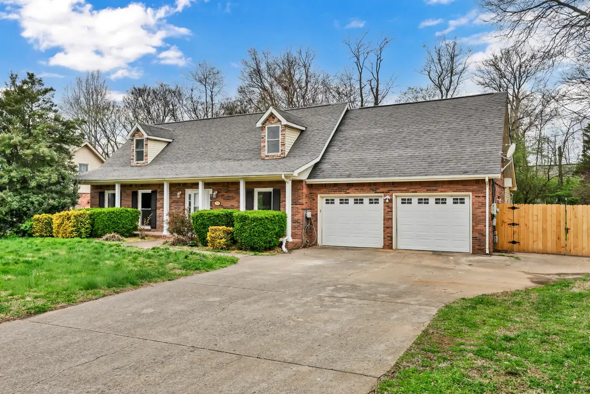 260 Cheshire Rd, Clarksville, TN 37043 - #1