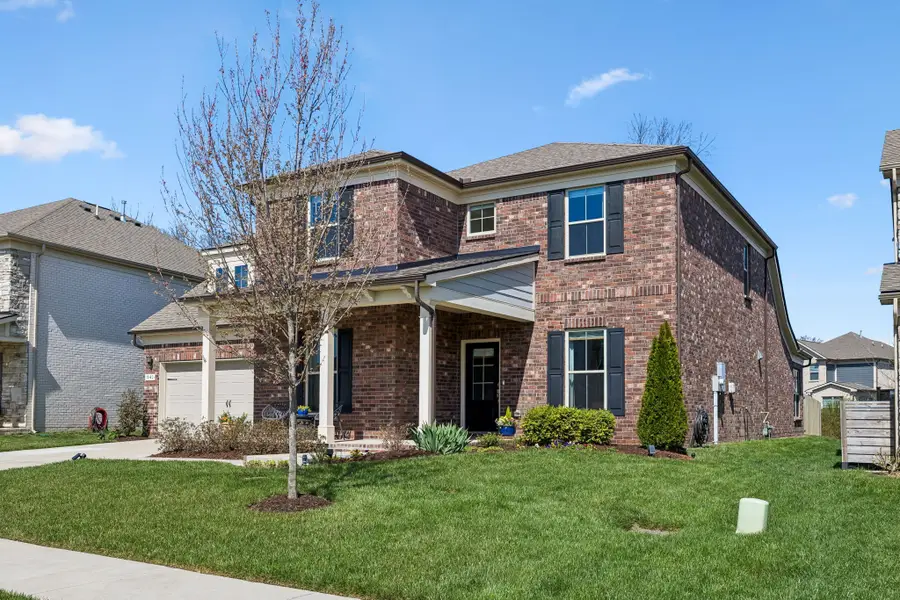 541 Weymouth Ln, Mount Juliet, TN 37122 - #2