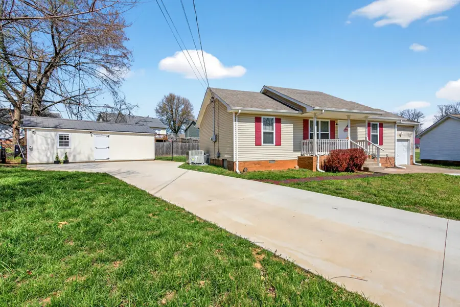 1065 Princeton Ct, Clarksville, TN 37042 - #2