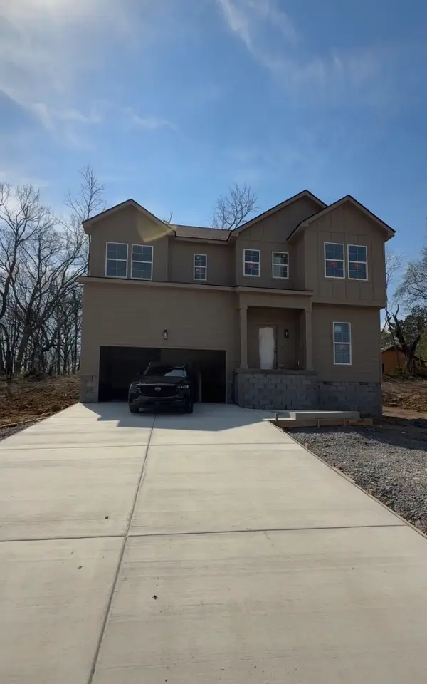 295 Spring St, La Vergne, TN 37086