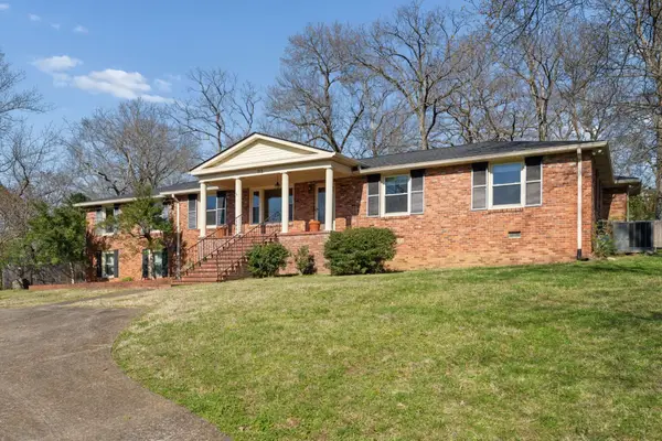 712 Clematis Dr, Nashville, TN 37205