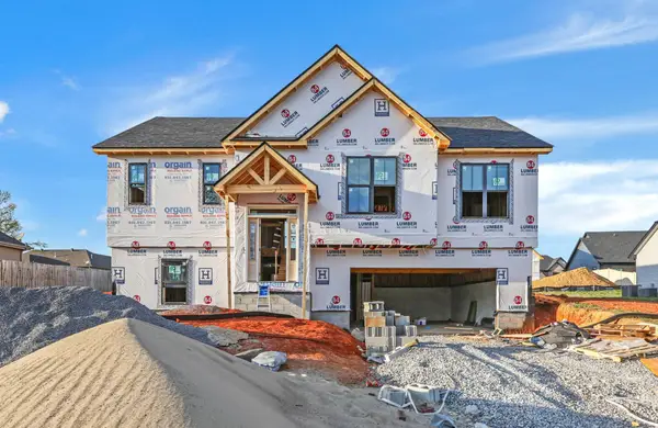 255 Bellshire Dr, Clarksville, TN 37043