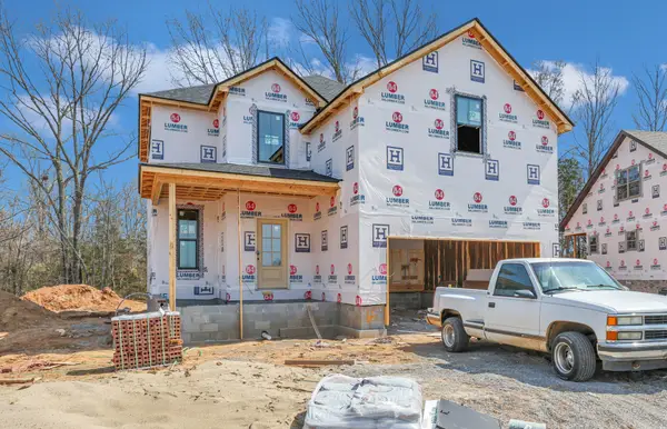 353 Chase Dr, Clarksville, TN 37043