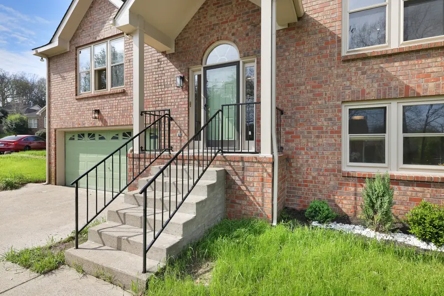 800 Carlisle Ct N, Nashville, TN 37214 - #3