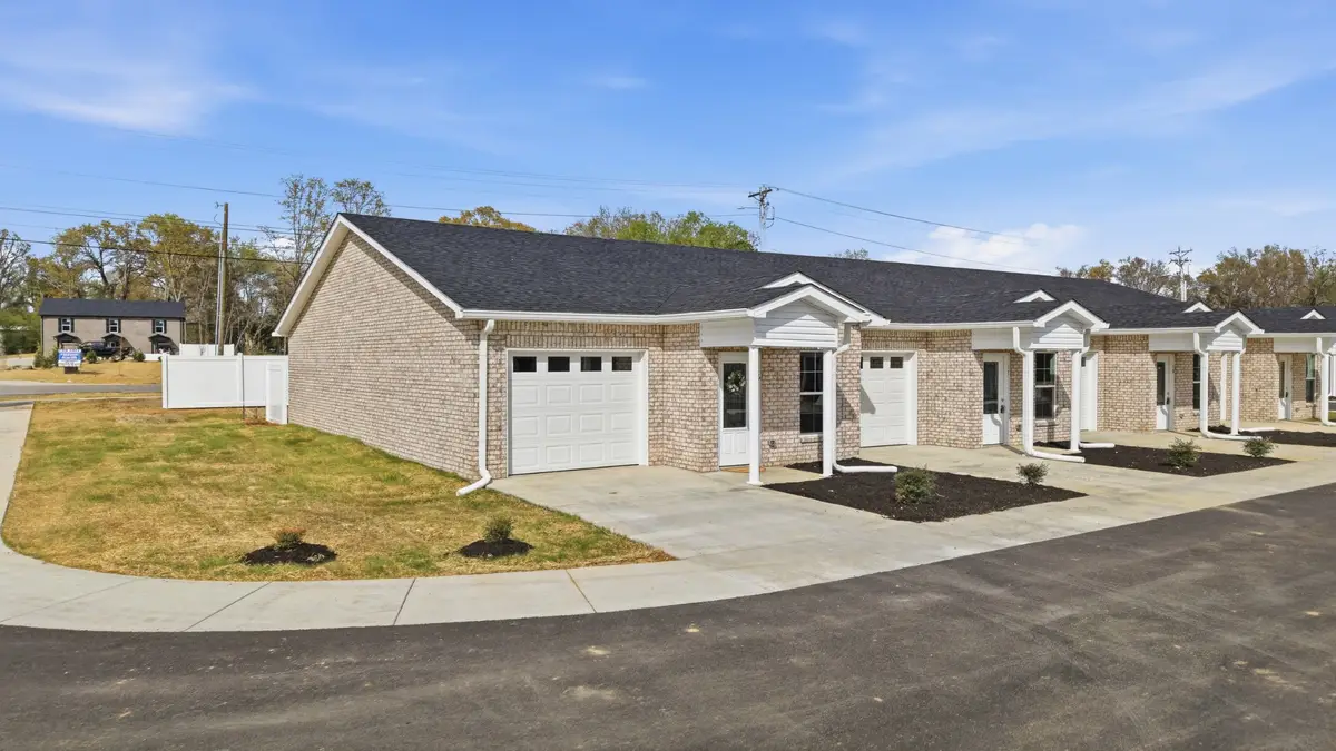 741 Kings Ln #B-7, Tullahoma, TN 37388 - #1