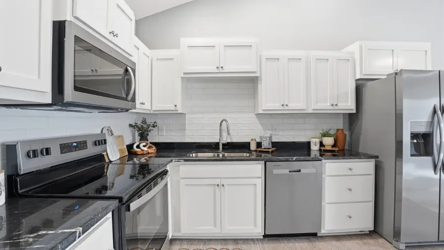 741 Kings Ln #D-17, Tullahoma, TN 37388 - #3