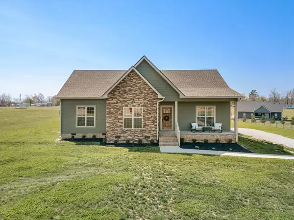 57 Cheney Ln, Lafayette, TN 37083