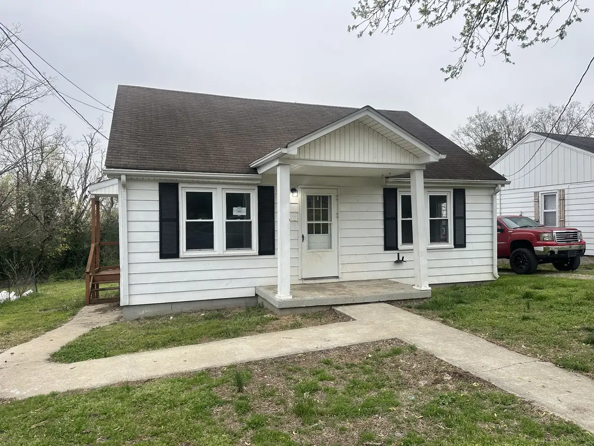 105 Bowden St, Russellville, KY 42276 - #1