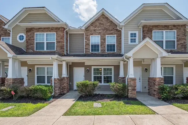 104 Cobblestone Place Dr, Goodlettsville, TN 37072
