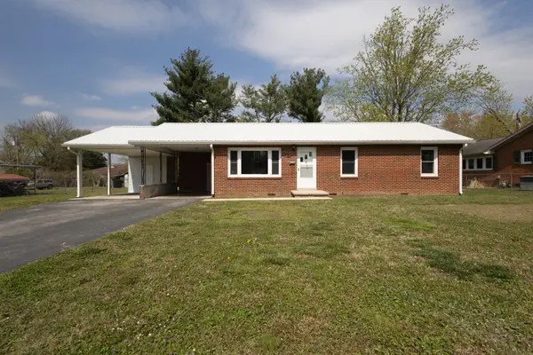 619 Henley St, Manchester, TN 37355