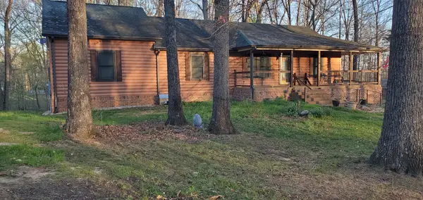 1109 Ellis Ct, Chapmansboro, TN 37035