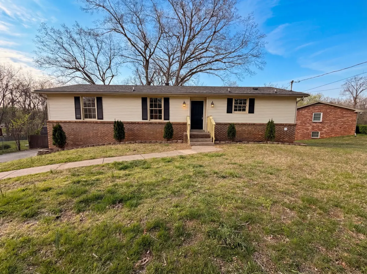 435 Victory Rd, Clarksville, TN 37042 - #1