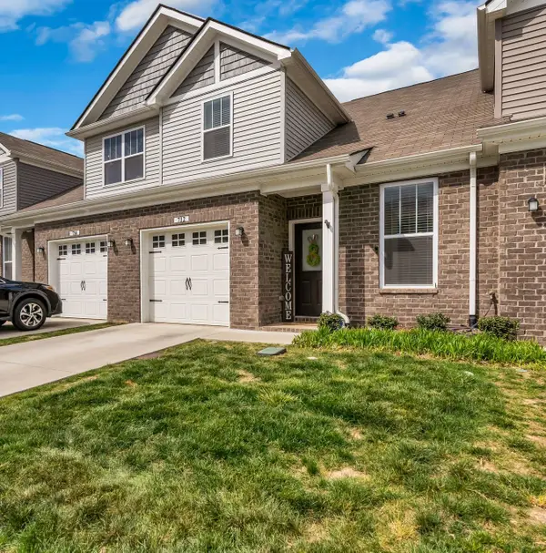 712 Mickelson Way, Lebanon, TN 37087