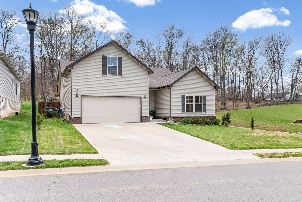 368 Barry Dr, Clarksville, TN 37040 - #1