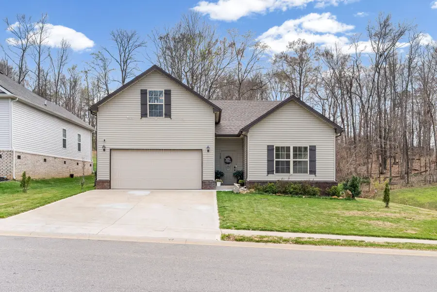 368 Barry Dr, Clarksville, TN 37040 - #2