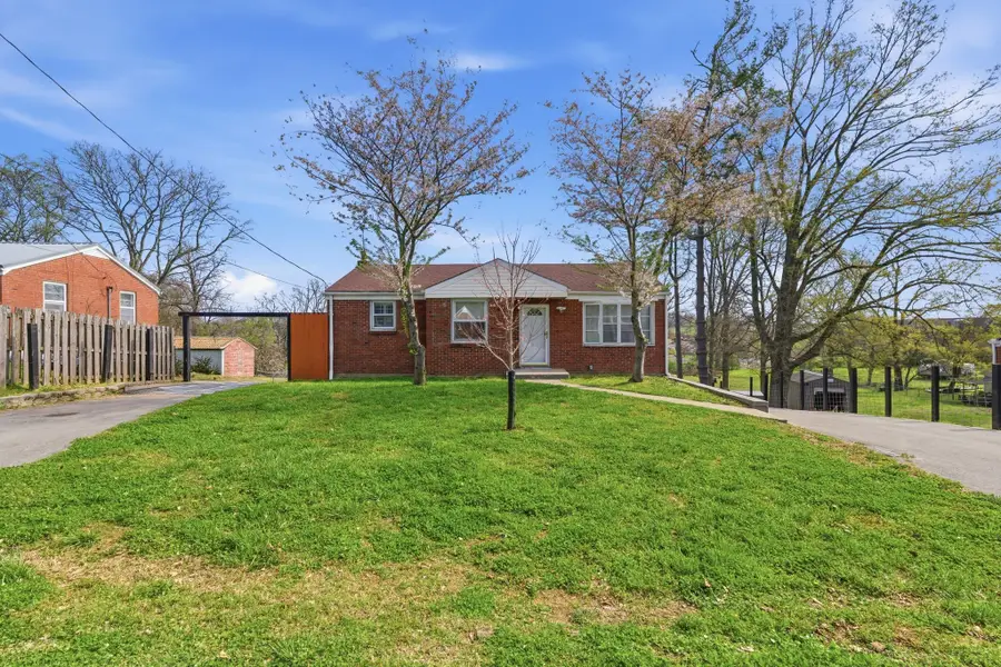 417 Cottonwood Dr, Nashville, TN 37214 - #3