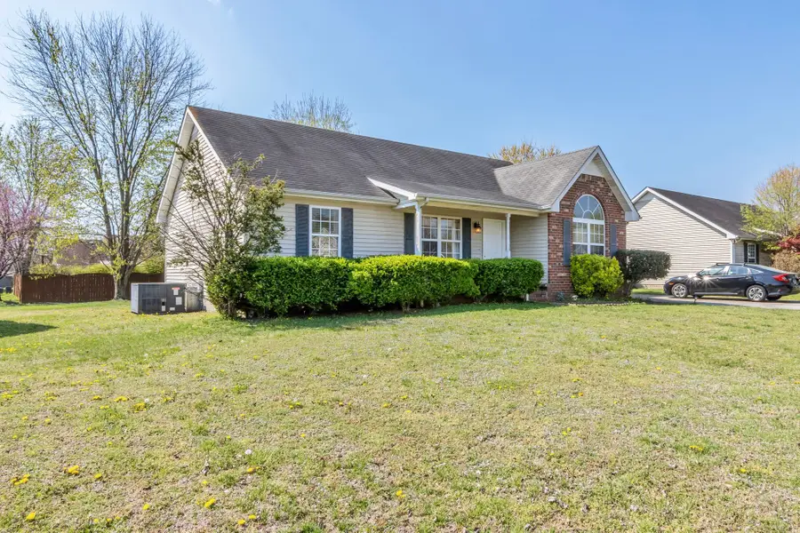 2911 Islington Dr, Murfreesboro, TN 37128 - #2
