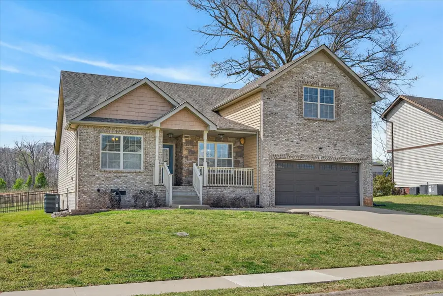 301 Ivy Bend Cir, Clarksville, TN 37043 - #3