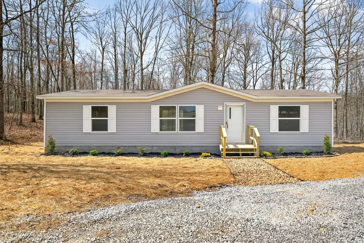 428 Maple Branch Rd, Sparta, TN 38583 - #1