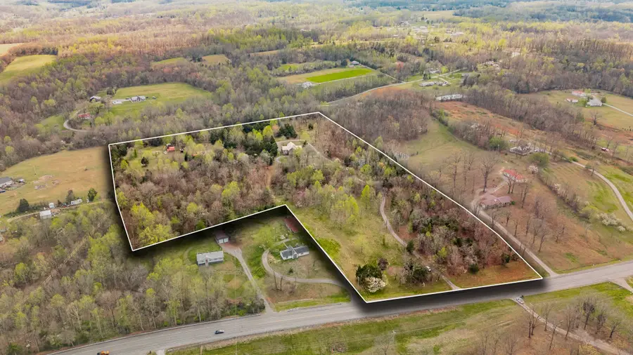 3376 Highway 52 E, Bethpage, TN 37022 - #3