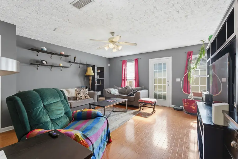 2039 Victory Gallop Ln, Murfreesboro, TN 37128 - #2