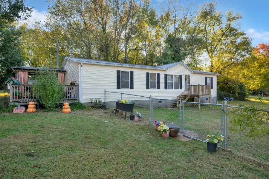 944 Deason Rd, Dickson, TN 37055 - #3