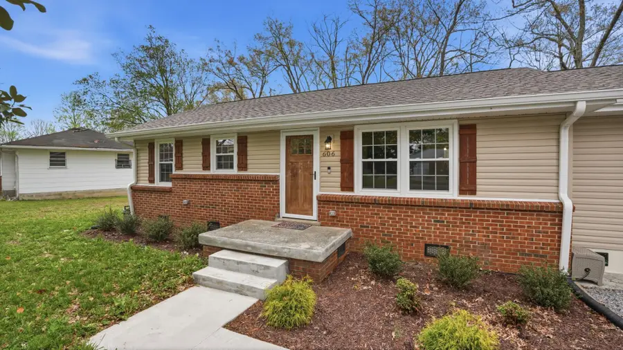 606 Rickenbacker Dr, Tullahoma, TN 37388 - #3