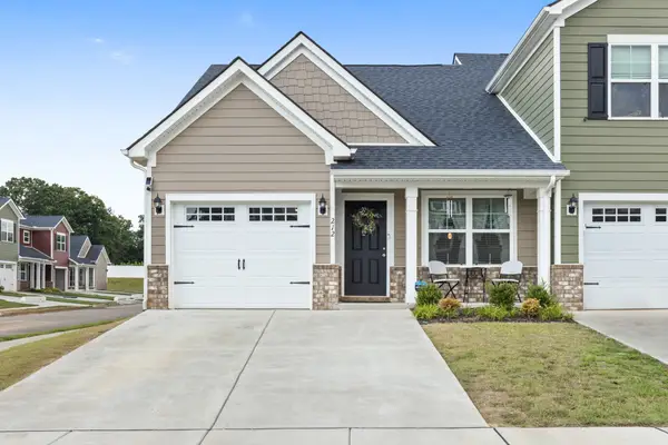 212 Addi St, Pleasant View, TN 37146