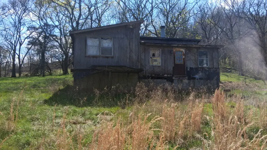 2431 Williams Rd, Cornersville, TN 37047 - #3