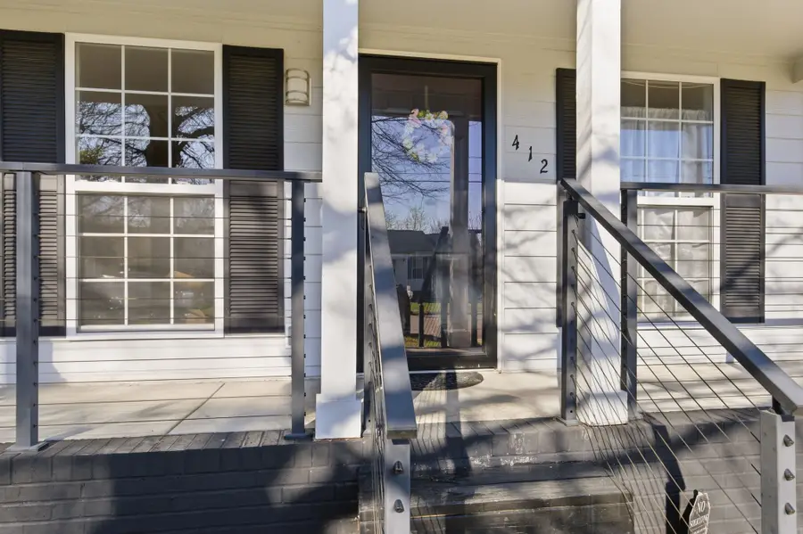 412 Eisenhower Dr, Ashland City, TN 37015 - #3
