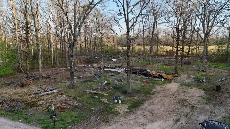 204 Alps Dr, Hohenwald, TN 38462 - #2