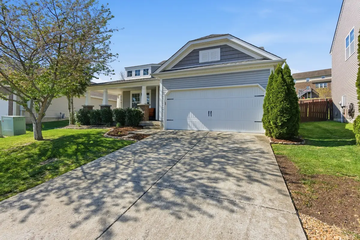 736 Gloucester Ln, Nashville, TN 37221 - #1