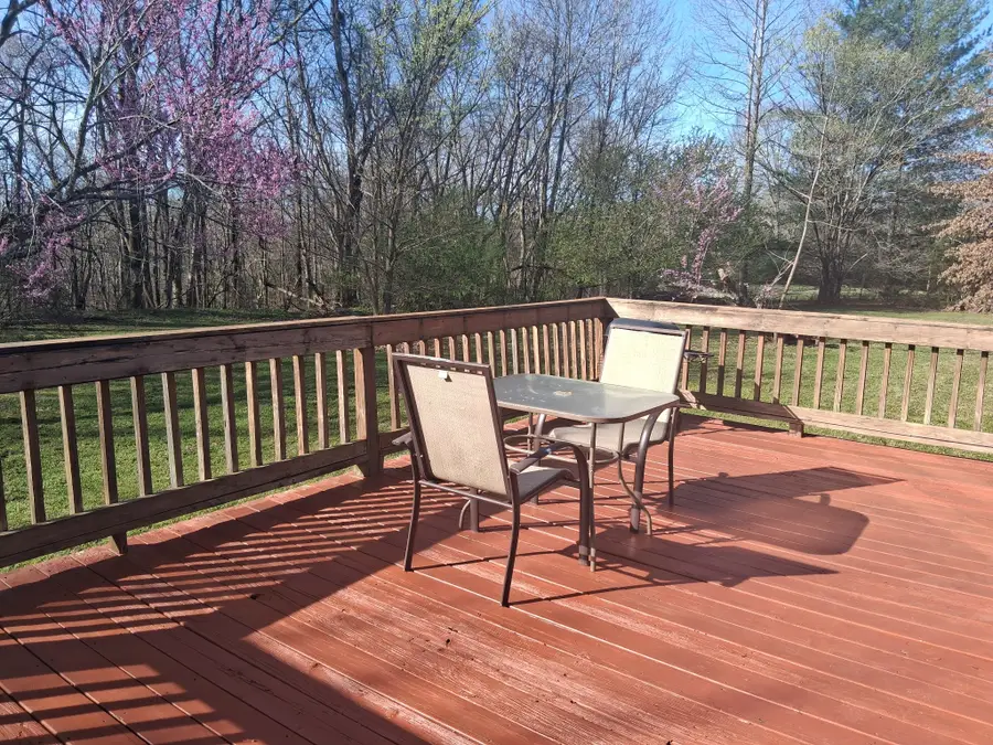 547 Busby Rd, Loretto, TN 38469 - #2