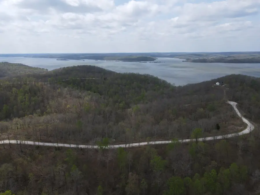 18 Lake Ridge Dr, Stewart, TN 37175 - #3