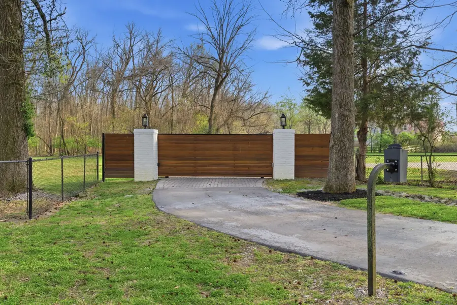 2616 Tiffany Dr, Nashville, TN 37206 - #3