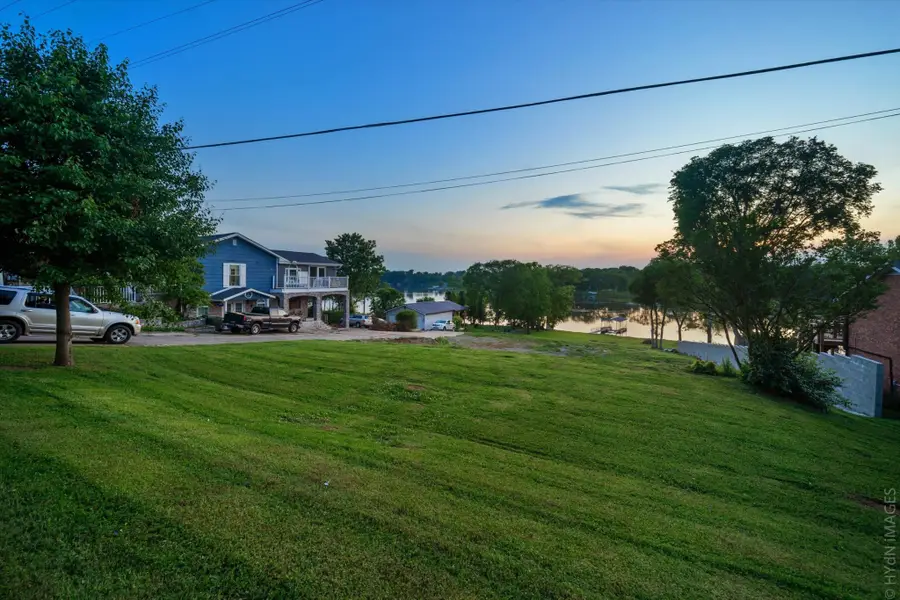 1096 Lock 4 Rd, Gallatin, TN 37066 - #2
