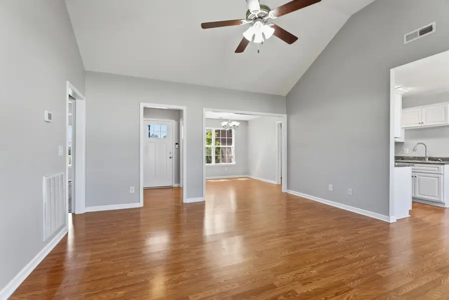 638 Lilly Ln, Murfreesboro, TN 37128 - #2