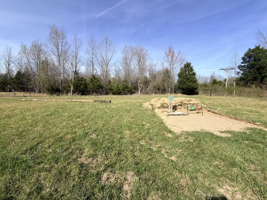 4421 Long Creek Rd, Lafayette, TN 37083 - #2
