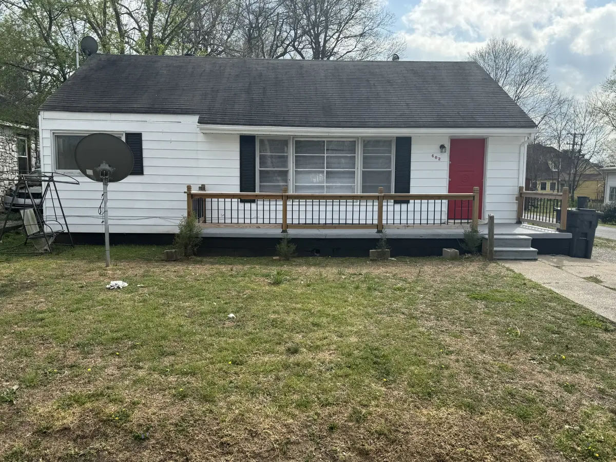 402 E Locust St, Princeton, KY 42445 - #1