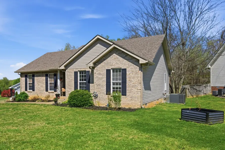 801 Turtle Creek Rd, Clarksville, TN 37043 - #2