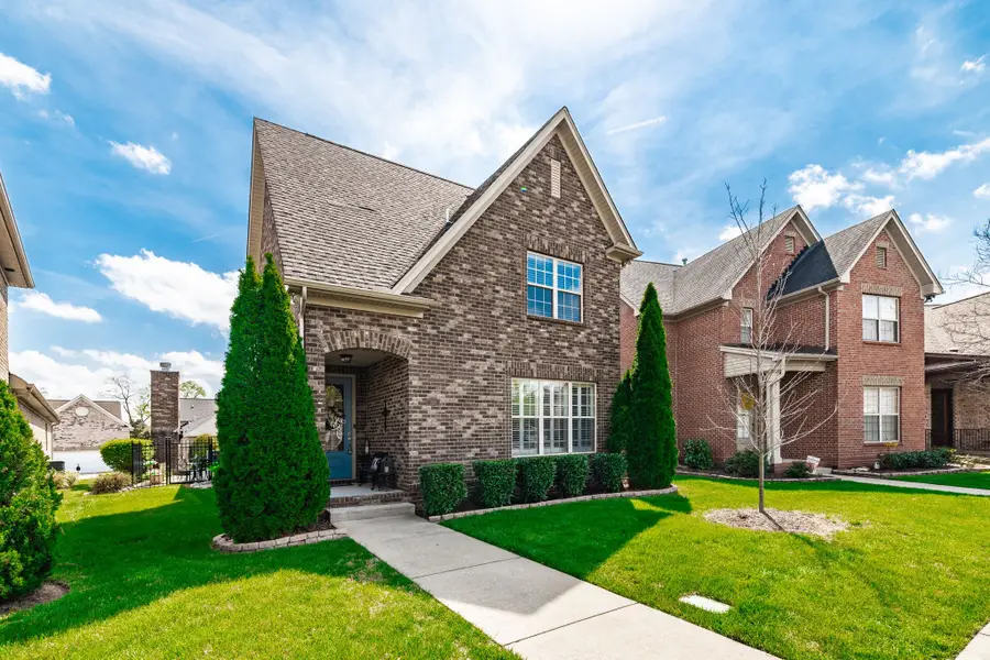 1098 Paddock Park Cir, Gallatin, TN 37066 - #2