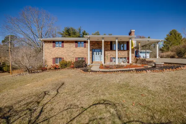 929 Nantucket Ave, Mount Carmel, TN 37645