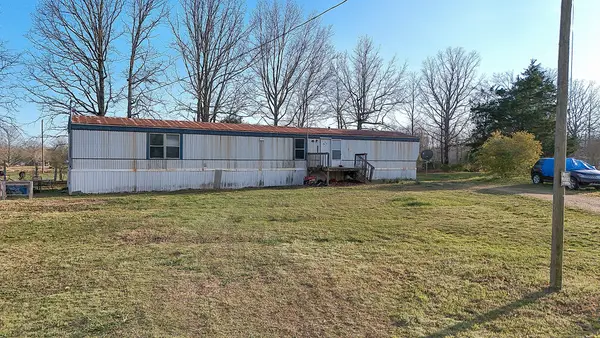 118 Oakwood Rd, Hohenwald, TN 38462