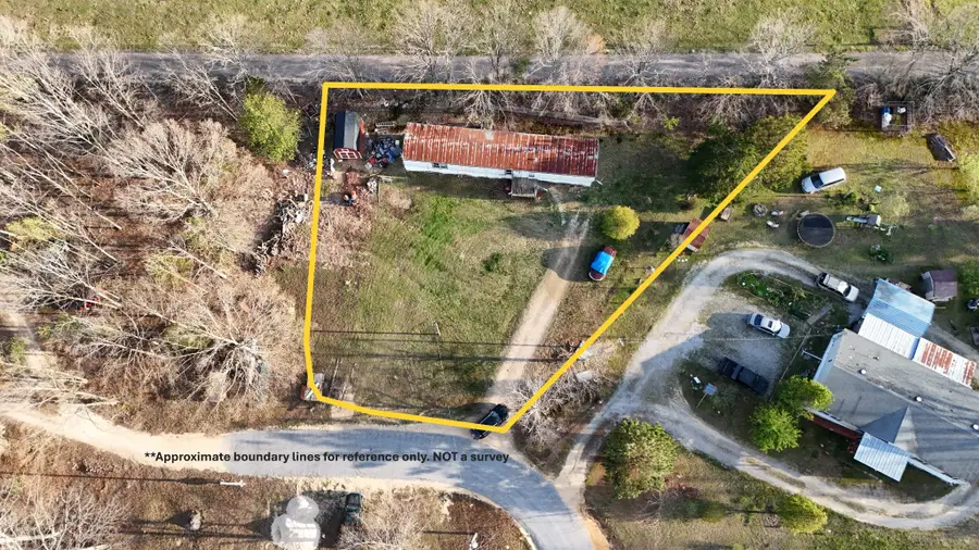 118 Oakwood Rd, Hohenwald, TN 38462 - #2