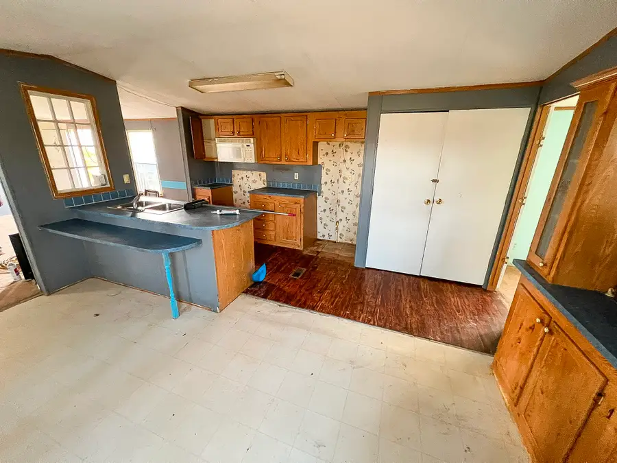 118 Oakwood Rd, Hohenwald, TN 38462 - #3