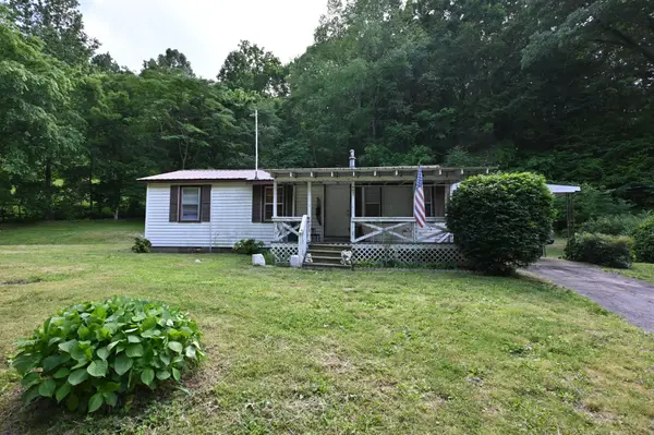 9097 Denton Rd, Linden, TN 37096