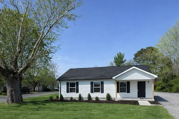 307 W End Ave, McMinnville, TN 37110