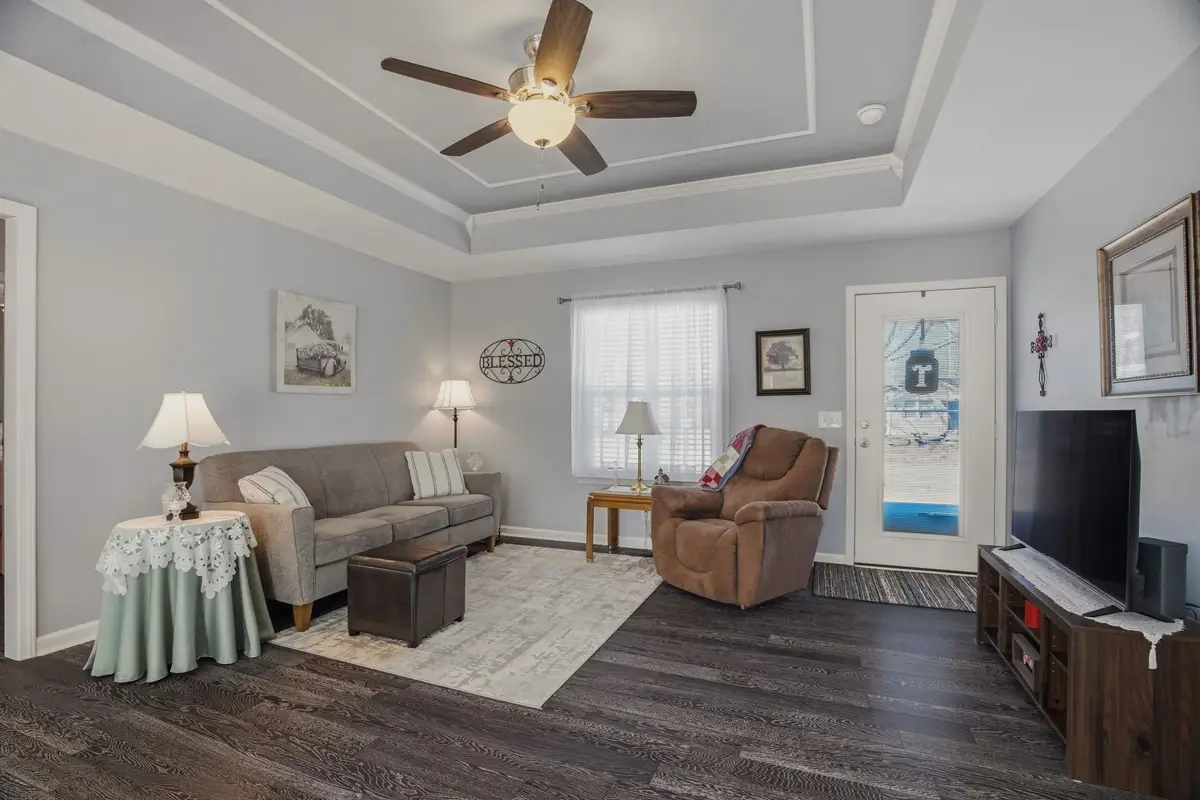 439 Hickory Bend Dr, Greenbrier, TN 37073 - #1