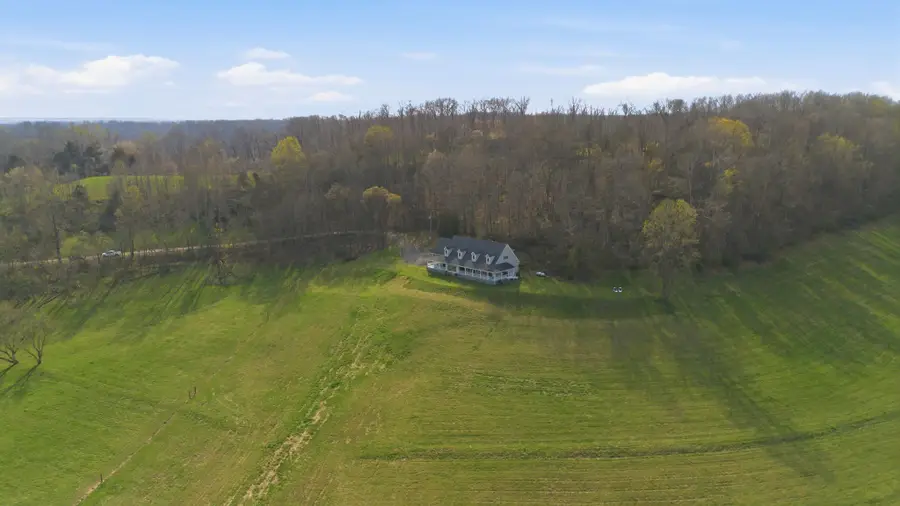 391 Keg Springs Rd, Hampshire, TN 38461 - #2